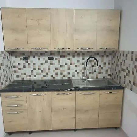 House In Semesterbostad Durrës