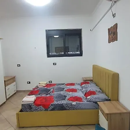 Nyaraló House In Durrës